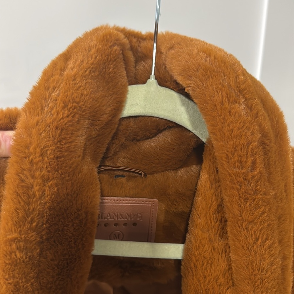 BlankNYC faux fur jacket, size medium - Picture 5 of 5